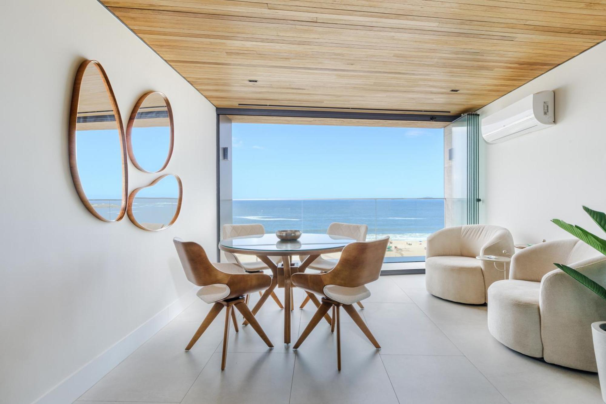 Beachfront Beauty On Atlantic Avenue Apartamento Río de Janeiro